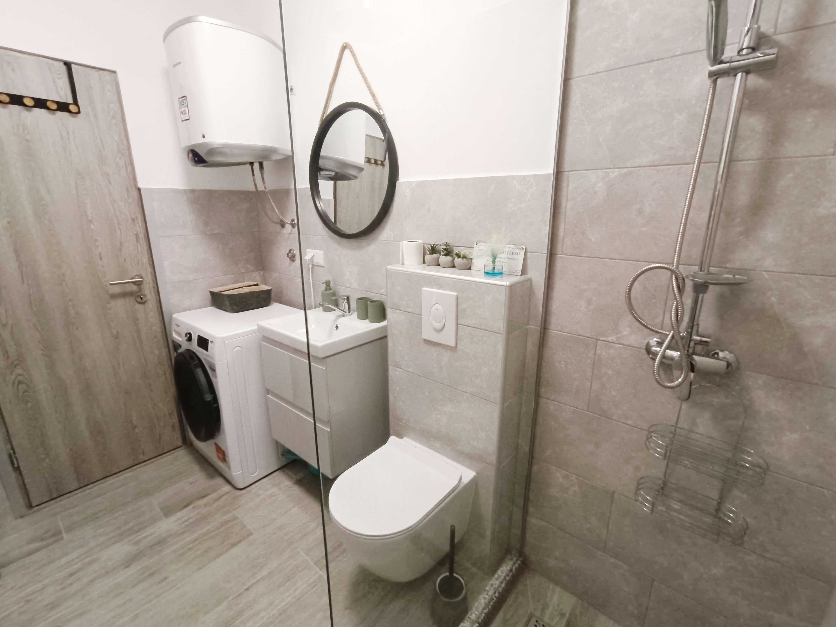 DSC_0046 768x511.jpeg